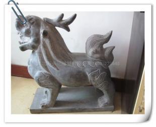 厂家直供守财麒麟石雕 价格优势、工艺传承与选购指南