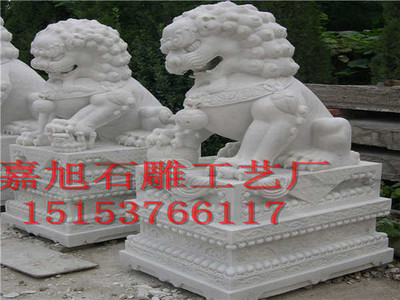 嘉旭石雕大型石狮摆件 传承与精细铸就的石雕典范